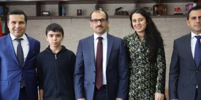 Kaymakam Ayca’dan ilçe birincisine ödül