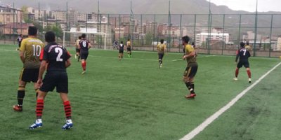 Yüksekova U19 takımı şampiyon oldu!