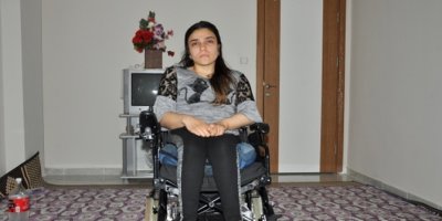 Yürüyerek girdiği ameliyattan felçli çıktı!