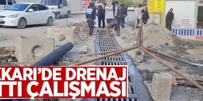 Hakkari’de drenaj hattı çalışması
