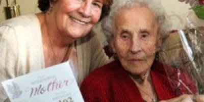 102 Yaşında Sigarayı Bıraktı