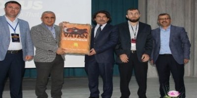 Gönüllü öğretmenler Hakkari’de eğitim verdi
