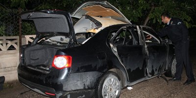 Otomobilde çakmak gazı patladı: 2 yaralı