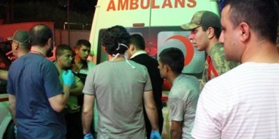 Askerler hastaneye kaldırıldı