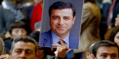 ''Serbest kalmam siyasi gelişmelere bağlı''