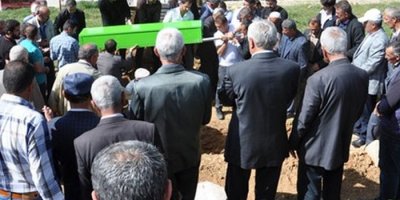 Kazada hayatını kaybedenler toprağa verildi