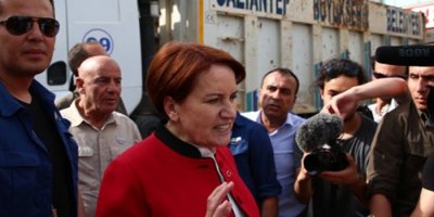 Akşener'in yolu çöp kamyonuyla kesildi!