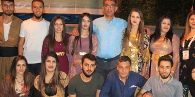 Yöresel kıyafetli kızlar Etkinliklere renk kattı