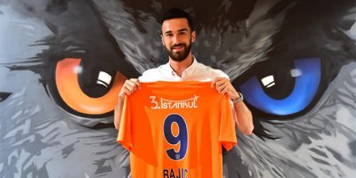 Bajic, 1 yıl daha Başakşehir'de