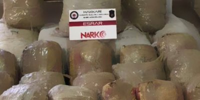 Yüksekova'da 858 kilo toz esrar ele geçirildi