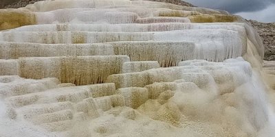 Van’daki travertenler büyülüyor