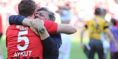 Eskişehirspor Yılmaz Vural ile anlaşamadı