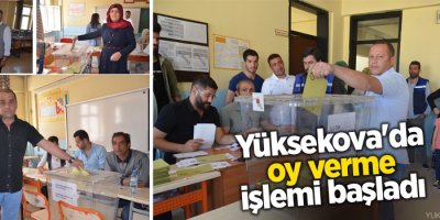 Yüksekova'da oy verme işlemi başladı