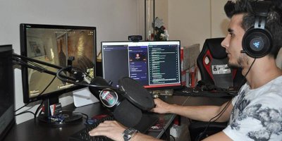 Oyun oynayarak binlerce lira kazanıyorlar