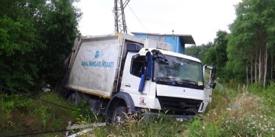 Trafik kazası: 1 ölü, 1 yaralı