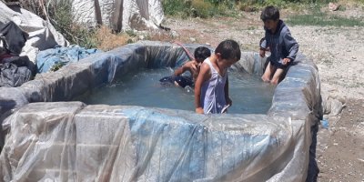 Kendi havuzlarını kendileri yaptı