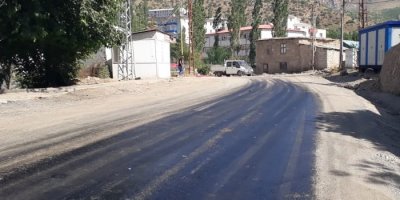 Aşırı sıcaklar asfalt eritti