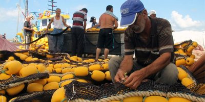 Balıkçılar yeni av sezonuna hazırlanıyor
