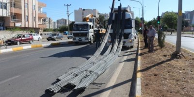 İnşaat demirleri ok gibi fırladı!