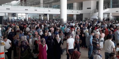 Hacı adayları kutsal topraklara uğurlandı