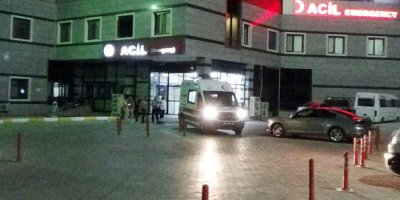 Göçmenleri taşıyan minibüs kaza yaptı: 19 yaralı