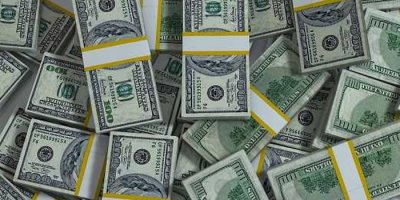 Dolar yükselerek başladı