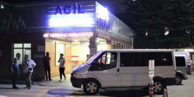 Husumetli olduğu kişiyi röntgen odasında öldürdü