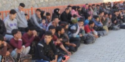 Van'da 118 kaçak göçmen yakalandı