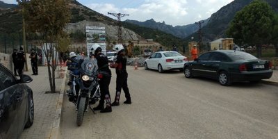 Vinç halatı koptu: 3 ölü, 1 yaralı