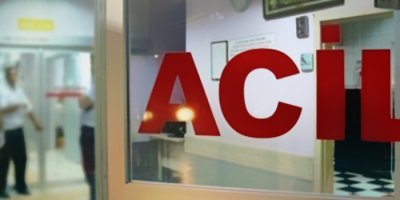 8 çocuk annesi bıçakla öldürüldü