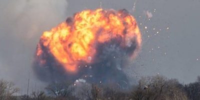 Ukrayna'da cephanelik patladı