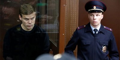 İki Rus futbolcu tutuklandı