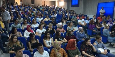 Hakkari’de öğretmen ve sürücülere trafik eğitimi