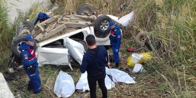 Otomobil takla attı: 4 ölü!