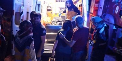 Turist kafilesi kaza yaptı: 16 yaralı