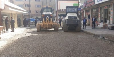 Yüksekova'da kumlama çalışması