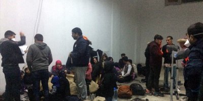 Van'da 52 kaçak göçmen yakalandı