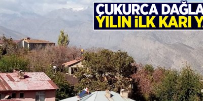 Çukurca dağlarına yılın ilk karı yağdı