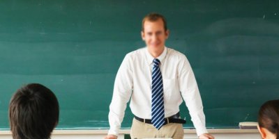 Öğretmene zorunlu yüksek lisans!