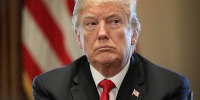 Trump: Taş atanlara ateş açarız