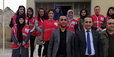 Hakkari Kızılay’ı 400 öğrenciyi sevindirdi