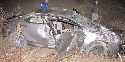 Kontrolden çıkan otomobil baraja uçtu: 5 yaralı