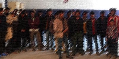 15 kişilik minibüste 47 kaçak şahıs yakalandı