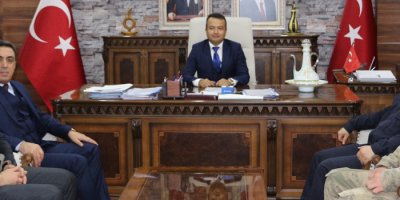 Yüksekova Kaymakamı Kendüzler göreve başladı