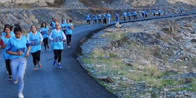 Hakkari’de atletizm yarışması