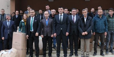 Yüksekova’da 1100 öğrenciye mont ve ayakkabı desteği