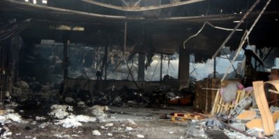 Yangındaki hasar gün ağarınca ortaya çıktı