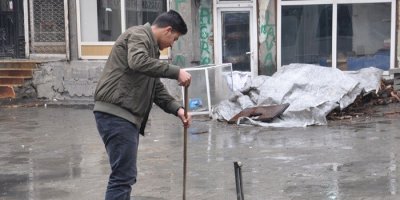 Yüksekova'da sağanak yağış