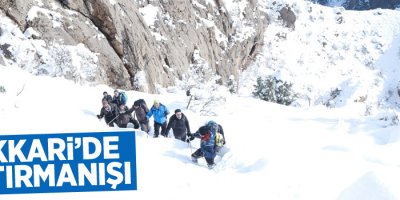 Hakkari'de Mar Şalita Manastırı’na kış tırmanışı