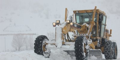 261 köy yolu ulaşıma açıldı